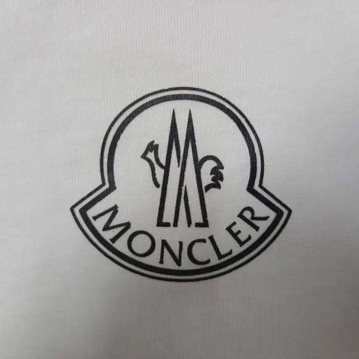 [BUNJANG] Moncler Unisex Cotton Short Sleeve T-shirt / [아주 좋습니다] 몽클레어 남성 여성공용 면 반팔 티셔츠 L 사이즈