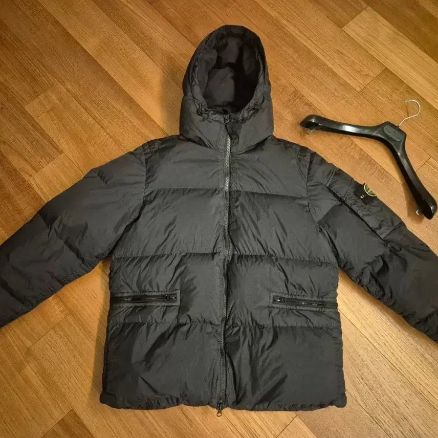 [BUNJANG] Stone Island 22FW Crinkle Reps Padded Jacket Black M / 스톤아일랜드 22FW 크링클랩스 패딩 블랙 M