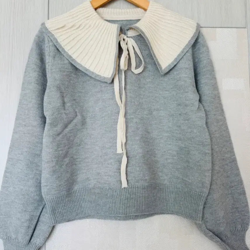 [BUNJANG] Gray Collar Crop Knit Sweater / 회색 카라 크롭 니트 스웨터