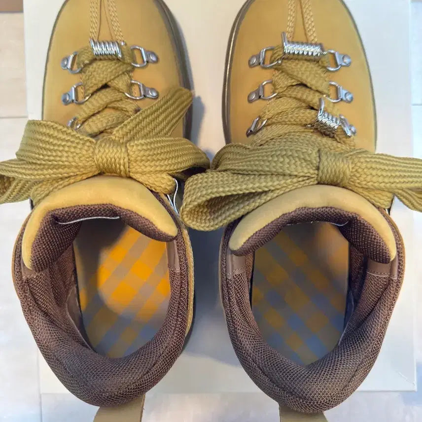 [BUNJANG] Burberry Nubuck Track Boots 42 / 버버리 누벅 트랙 부츠 42