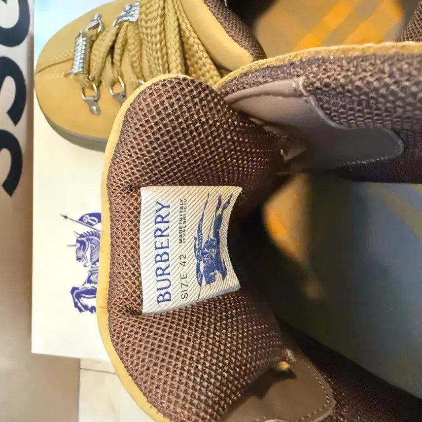 [BUNJANG] Burberry Nubuck Track Boots 42 / 버버리 누벅 트랙 부츠 42
