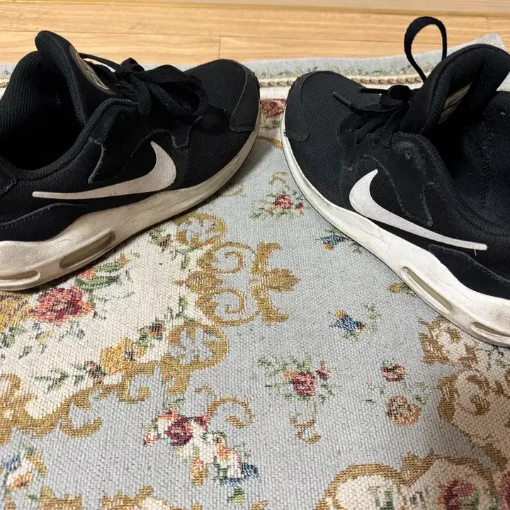 [BUNJANG] Nike Women's Sneakers / 여성 나이키 운동화