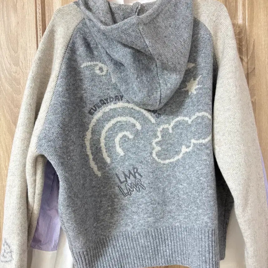 [BUNJANG] LMR Drawing Graphic Knit Hoodie Zip-up Gray / 엘엠알 드로잉 그래픽 니트 후드집업 회색