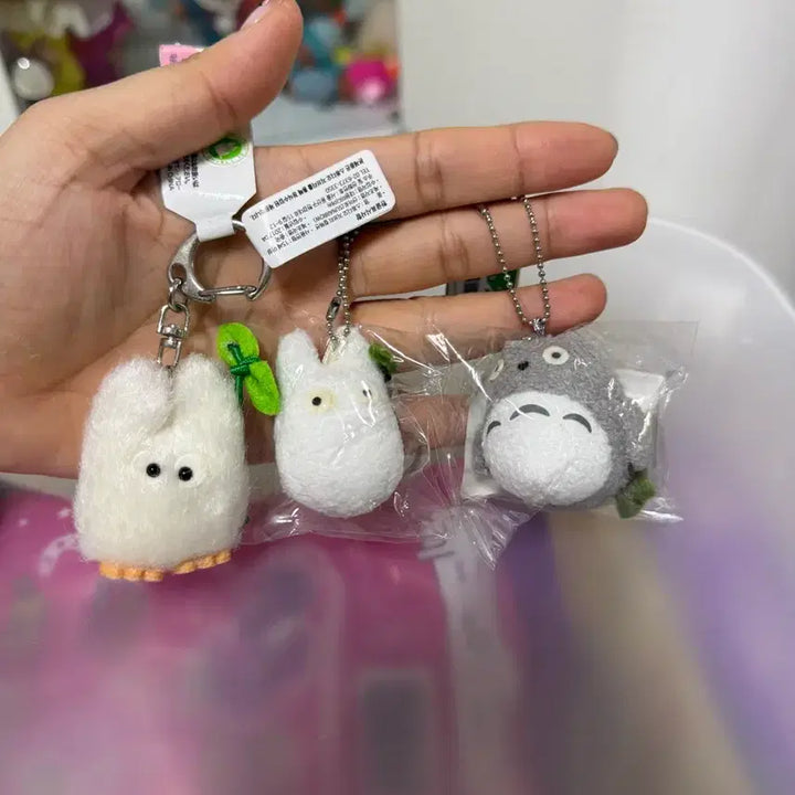 [BUNJANG] Studio Ghibli Totoro and Dust Bunny Keychain / 스튜디오 지브리 토토로/먼지 키링 판매합니다