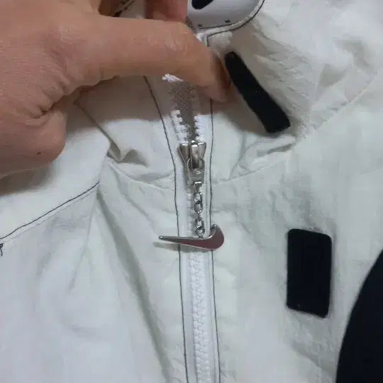 [BUNJANG] Nike Windbreaker Jacket / 나이키 바람막이 자켓