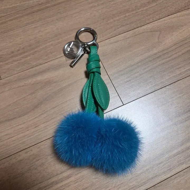 [BUNJANG] Fendi Cherry Blue Green Keyring / (새상품) 펜디 참  폼폼 키링 체리 블루 그린