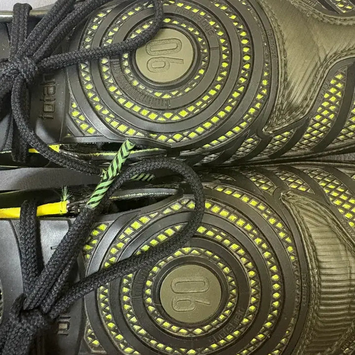 [BUNJANG] Nike Total90 Laser II Soccer Cleats / 나이키 축구화 토탈90 레이저 2 (사이즈 270)