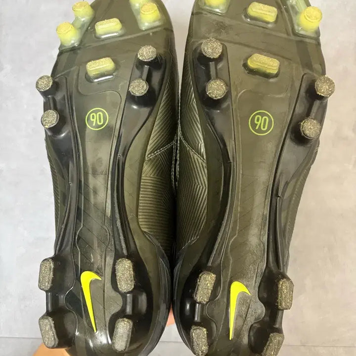 [BUNJANG] Nike Total90 Laser II Soccer Cleats / 나이키 축구화 토탈90 레이저 2 (사이즈 270)