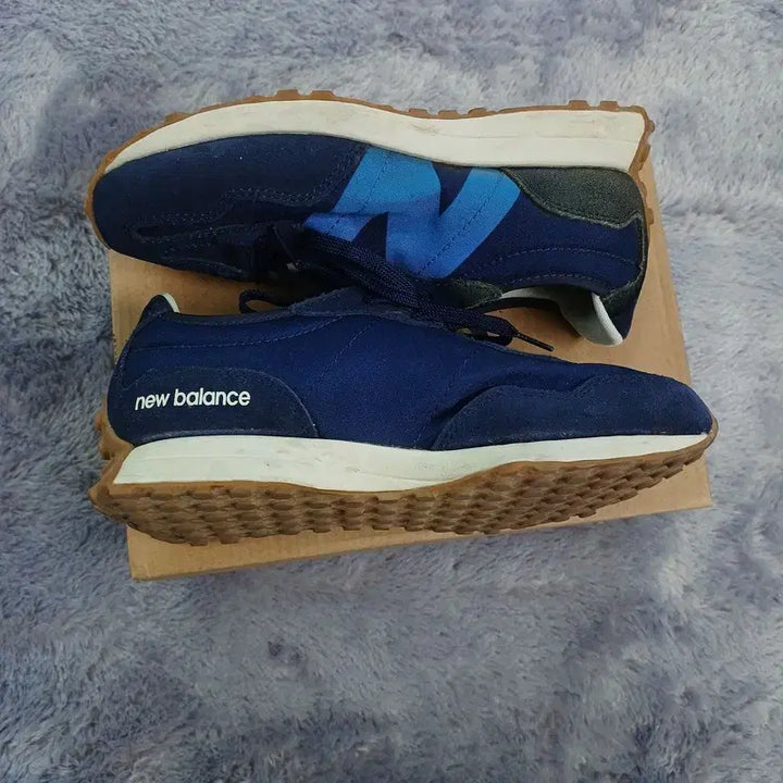 [BUNJANG] New Balance 327 Sneakers (230) / [230] 뉴발란스 운동화 327