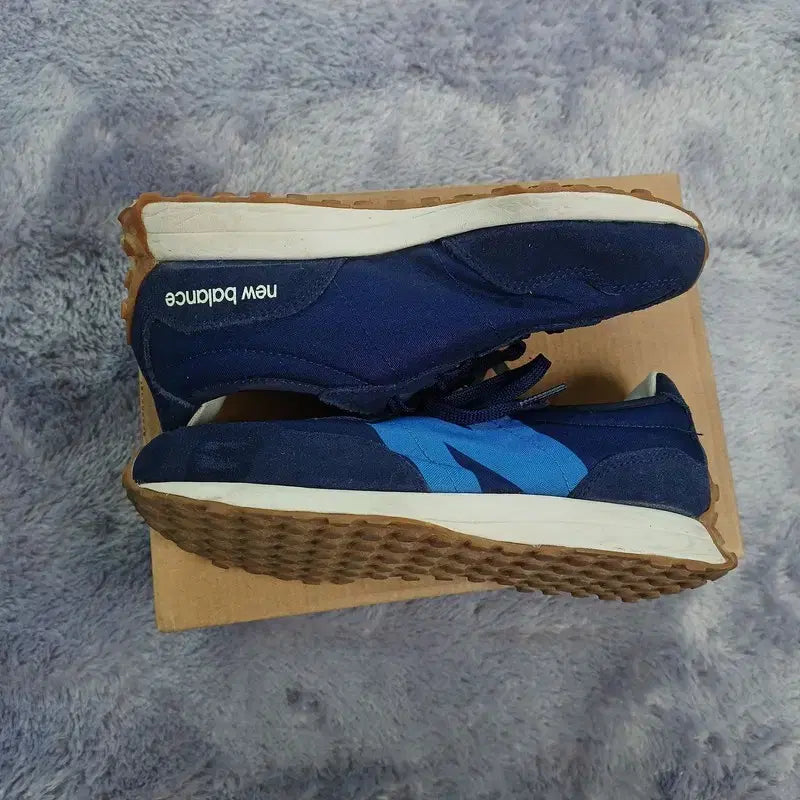 [BUNJANG] New Balance 327 Sneakers (230) / [230] 뉴발란스 운동화 327