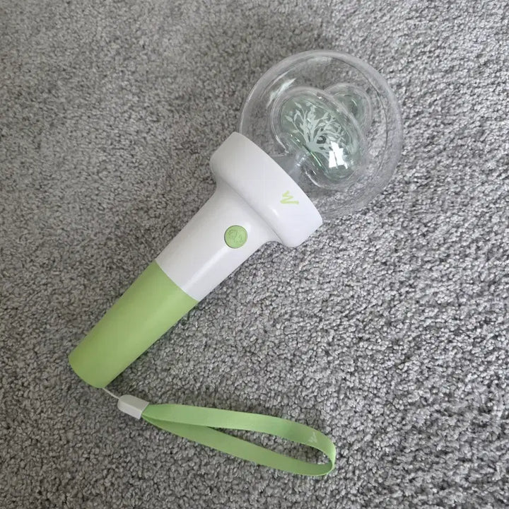 [BUNJANG] INFINITE Nam Woohyun Light Stick / 인피니트 남우현 나무봉 응원봉 양도 infinite woohyun