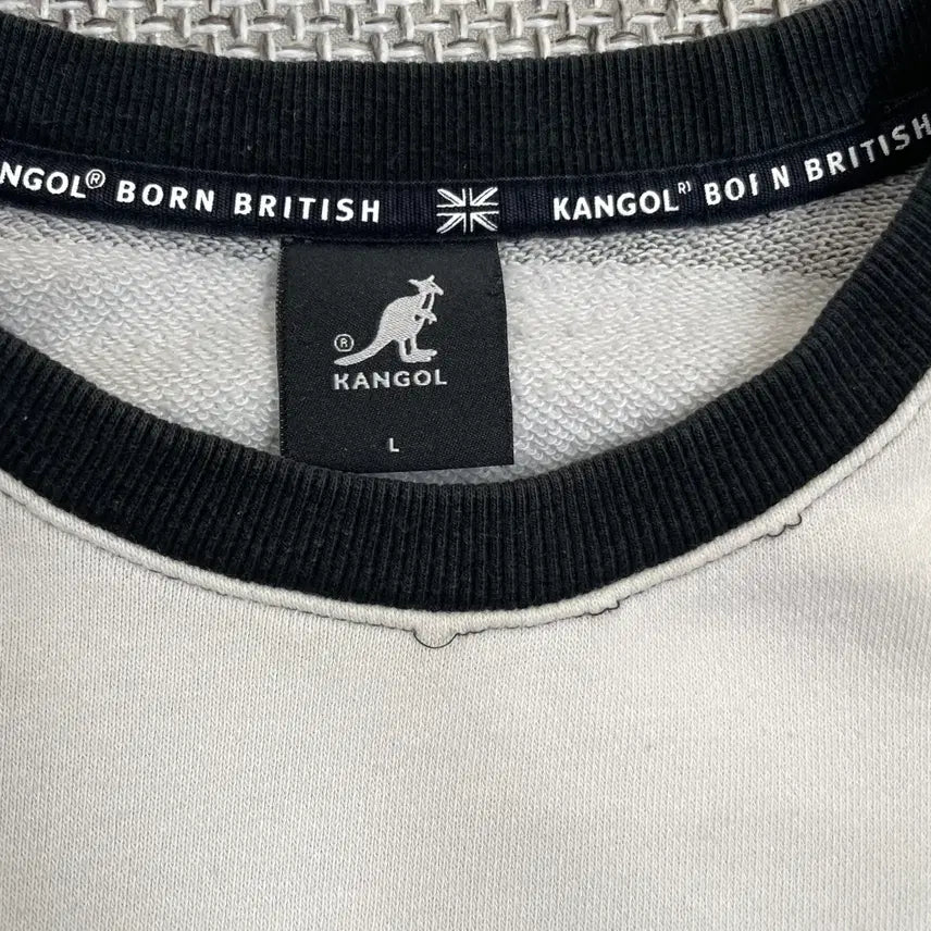 [BUNJANG] Kangol Striped Men's Sweatshirt / [남성상의] 캉골 블랙/화이트 스트라이프 맨투맨