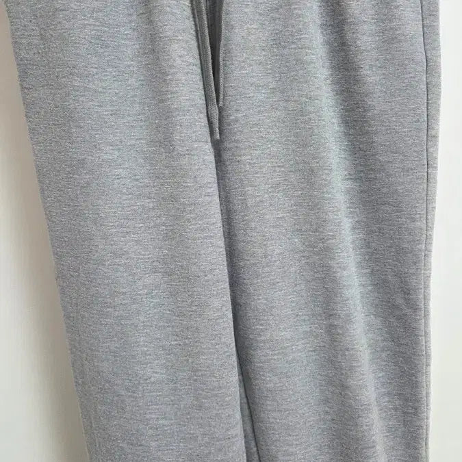 [BUNJANG] Polham Gray Training Jogger Pants / 폴햄 트레이닝 조거팬츠 그레이 26(67)
