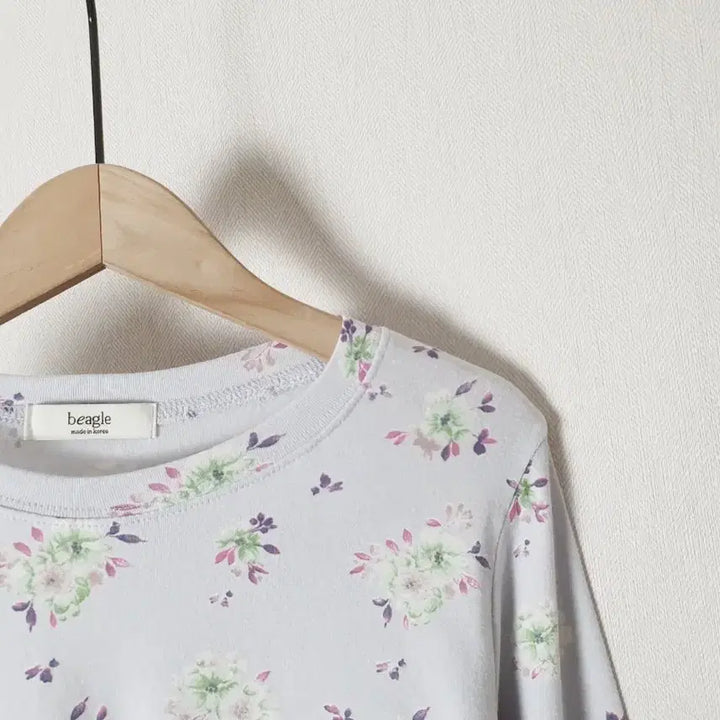 [BUNJANG] Vintage Floral Print Top / (새) 빈티지 플라워 티
