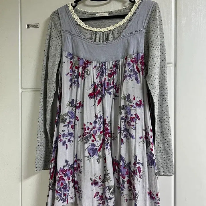 [BUNJANG] Vintage Dot Inner Top / 빈티지 도트 이너