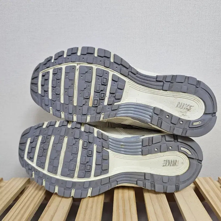 [BUNJANG] Nike P6000 / 235나이키 P6000  -498