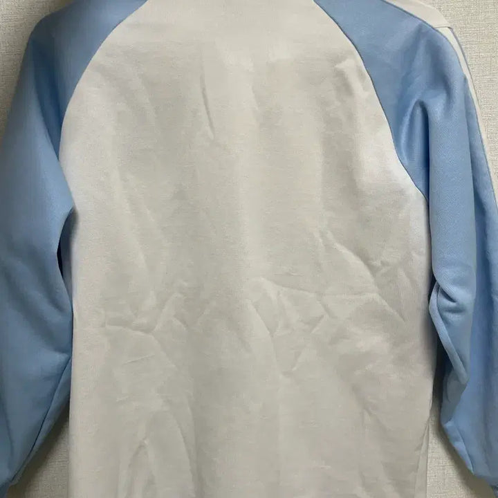 [BUNJANG] Adidas Cinnamoroll Track Top Jersey / 아디다스 하늘 트랙탑 져지 시나모롤