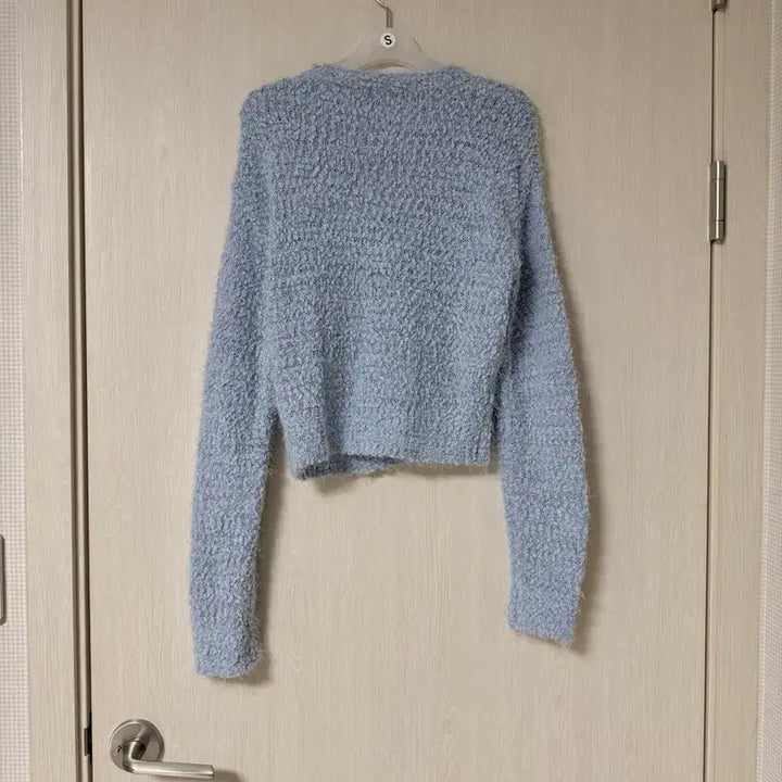 [BUNJANG] Reine Sky Blue Boucle Cardigan / 렌느 reine 스카이블루 부클 가디건