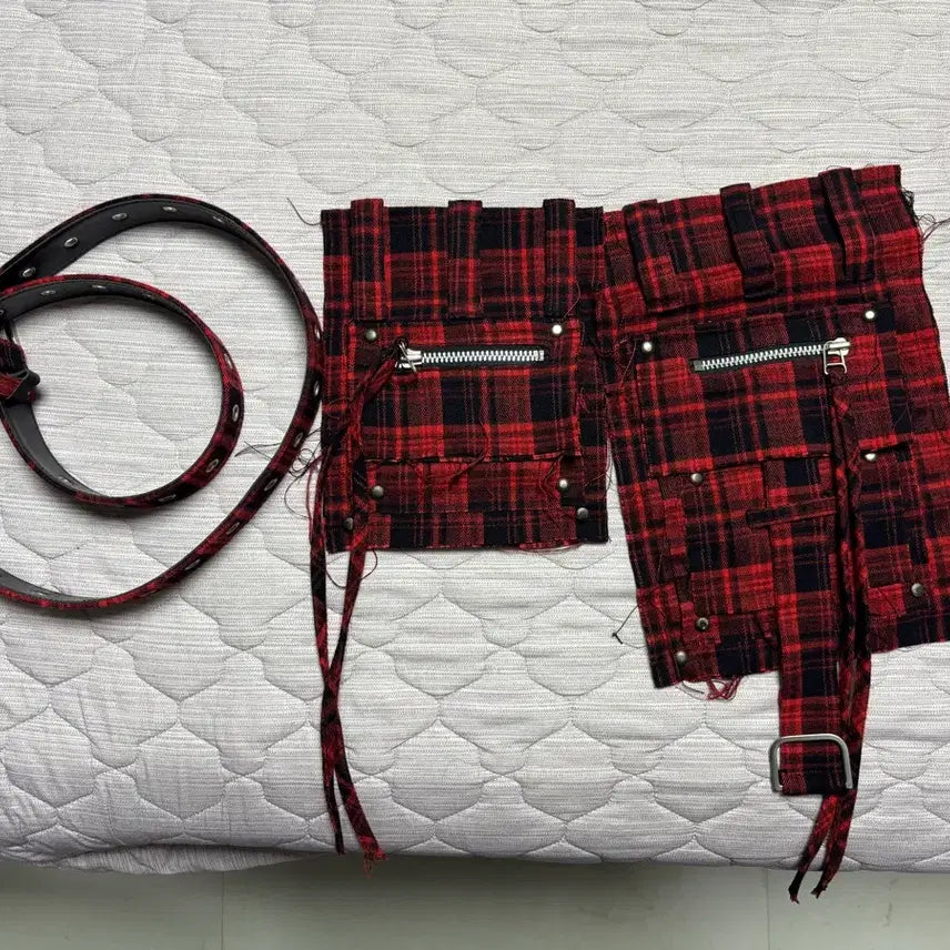 [BUNJANG] Recipe Layered Check Red Cargo Pocket Belt / 레시또 레이어드 체크레드 카고 포켓 벨트