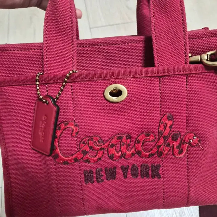 [BUNJANG] Coach Snake Jacquard Mini Tote Bag / 코치 스네이크 자카드 미니 토트백 레드