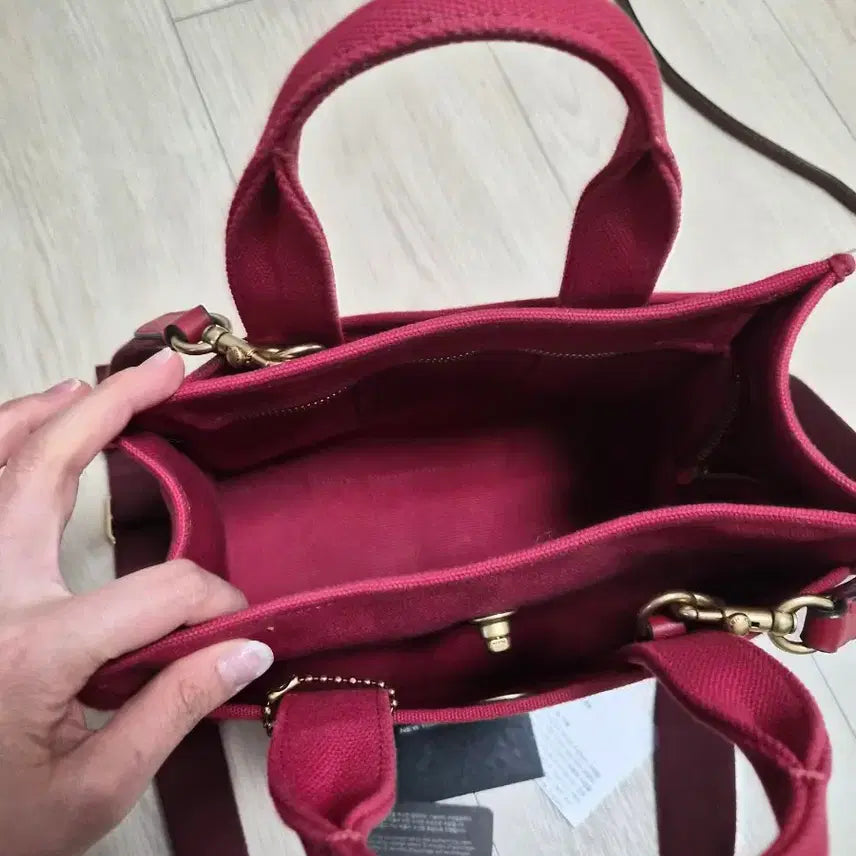 [BUNJANG] Coach Snake Jacquard Mini Tote Bag / 코치 스네이크 자카드 미니 토트백 레드