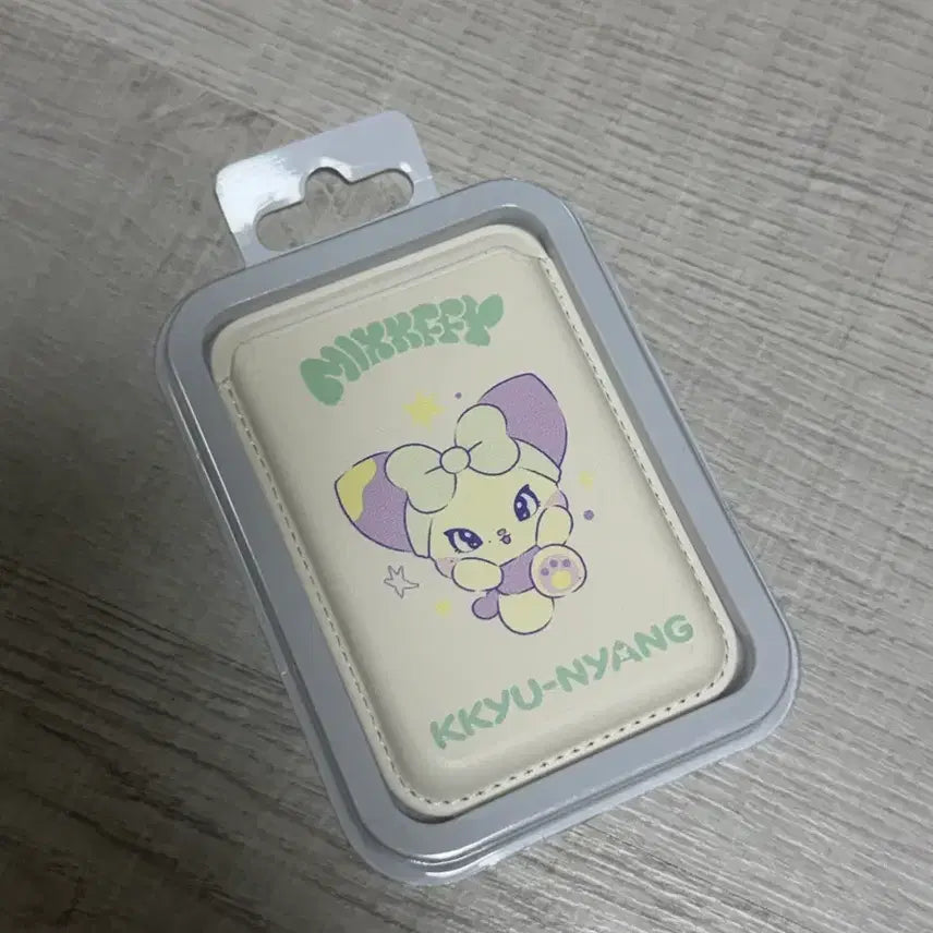 [SOLD OUT] 믹스피 뀨냥이 맥세이프 지갑