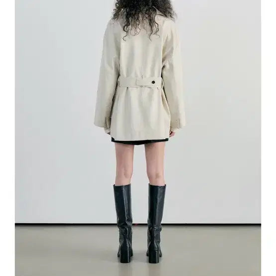 [BUNJANG] Notia Half Trench Jacket Light Beige S / 새상품 ) 노티아 하프 트렌치 자켓 라이트 베이지 / S