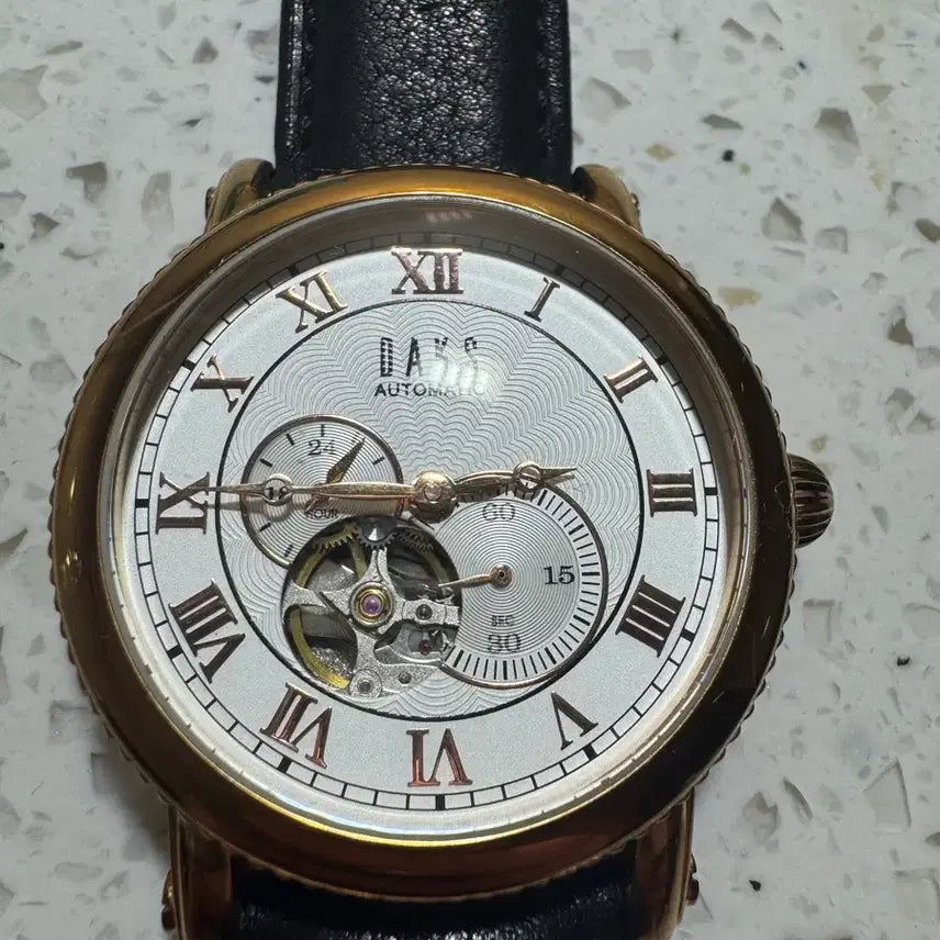 [BUNJANG] Daks DGA-970 Open Heart Automatic Watch / 닥스 DGA-970 오픈하트 오토매틱 시계