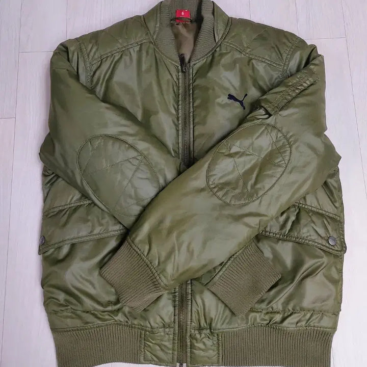 [BUNJANG] Puma Bomber Jacket / 푸마 카키색 봄버 자켓