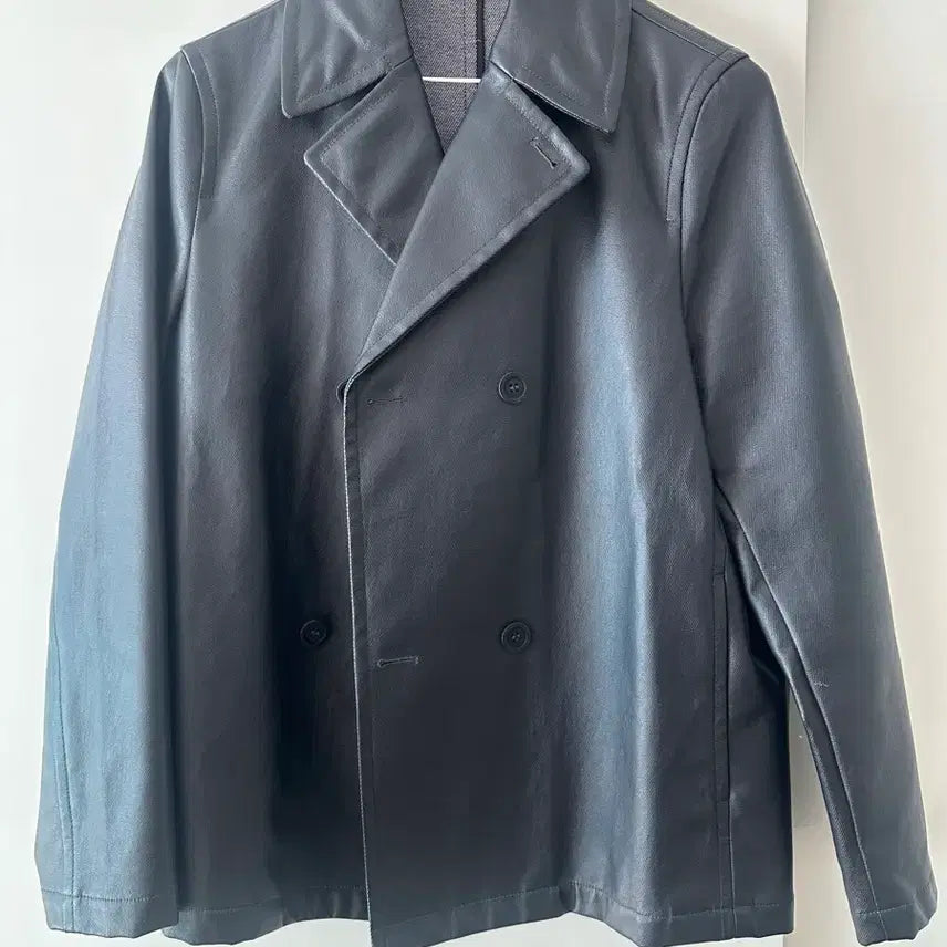 [BUNJANG] COS Rubberized Denim Shorts Jacket / COS 러버라이즈드 데님 쇼츠 자켓