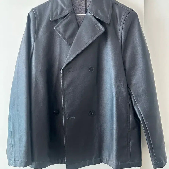 [BUNJANG] COS Rubberized Denim Shorts Jacket / COS 러버라이즈드 데님 쇼츠 자켓