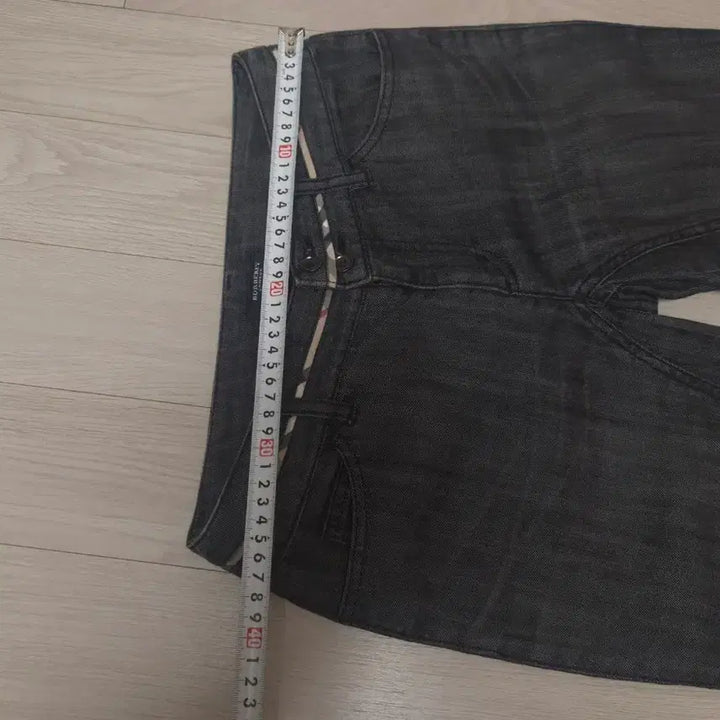 [BUNJANG] Burberry Women's Denim Capri Pants / 버버리 여성 데님 7부 바지