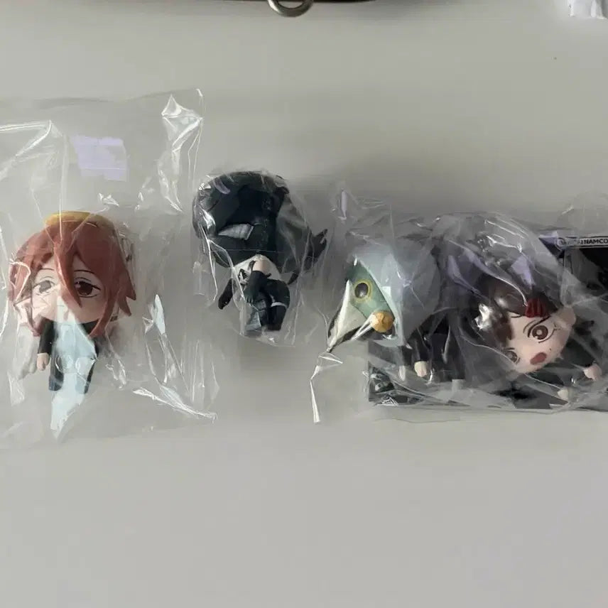 [BUNJANG] Chainsaw Man Dangling Connect Gacha Season 1 & 2 Keyring Bundle Set / 체인소맨 대롱 연결 가챠 주렁 1탄 2탄 키링 천사 밤 코베니 폭력