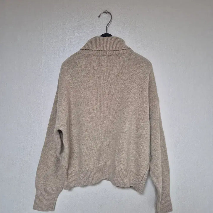 [BUNJANG] Beige Mohair Blend Turtleneck Sweater / 베이지색 터틀넥 모혼방 니트 스웨터