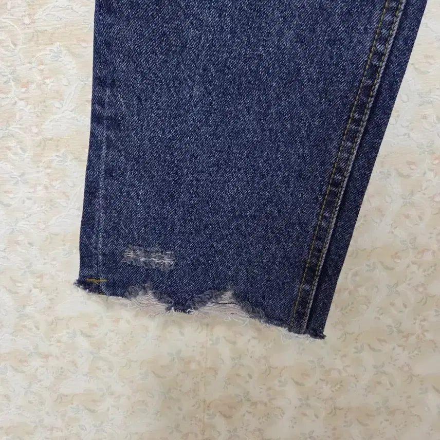 [BUNJANG] Project Salt Cutting Denim Pants Mid Blue / [S] 프로젝트솔트 컷팅 일자 데님 팬츠 중청