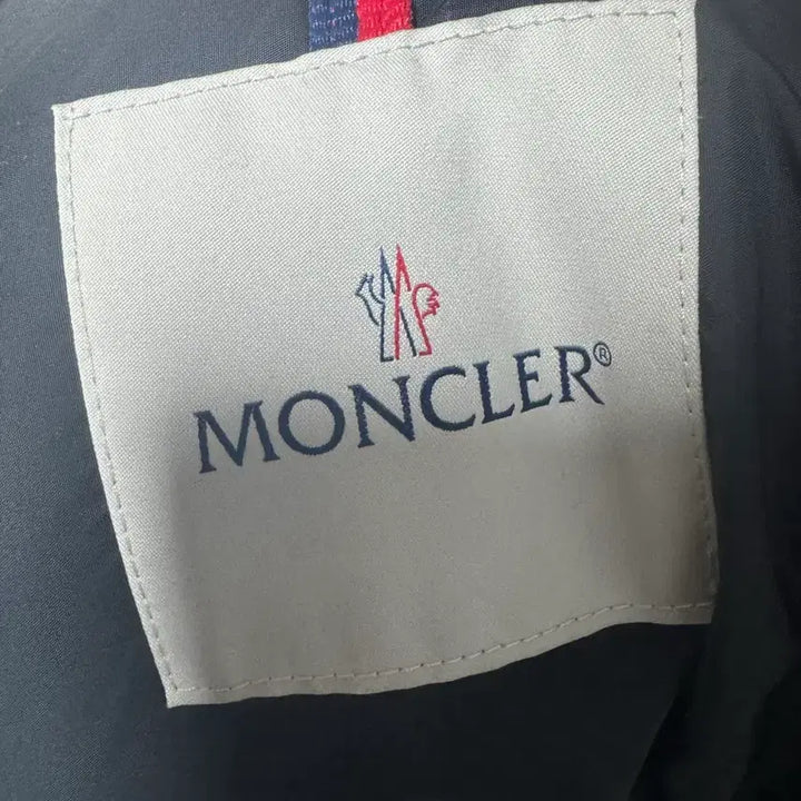 [BUNJANG] Moncler Maya Jacket Size 4 / 대구 몽클레어 마야프 25년 제품 사이즈4