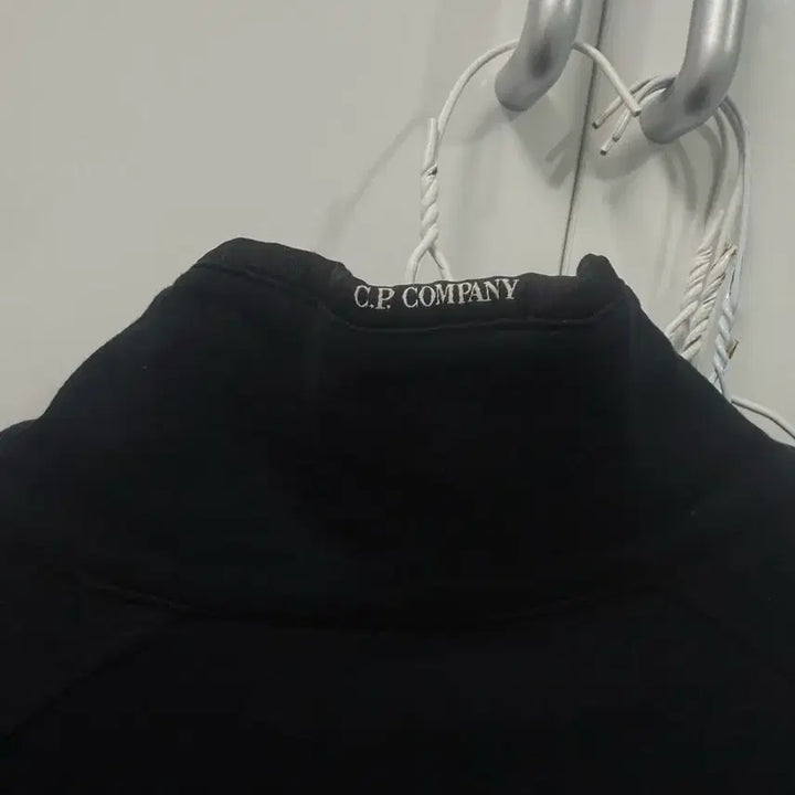 [BUNJANG] CP 22SS Half-Zip Up / 정품 22ss cp 반집업 핏한 핏 정품 판매합니다 !