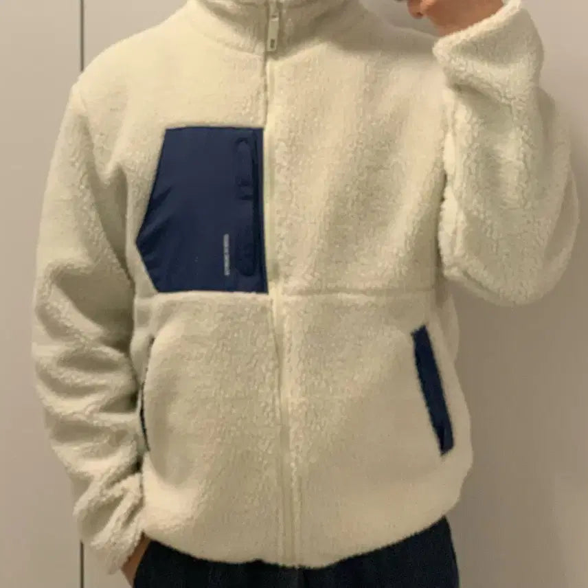 [BUNJANG] White Fleece / 화이트 후리스