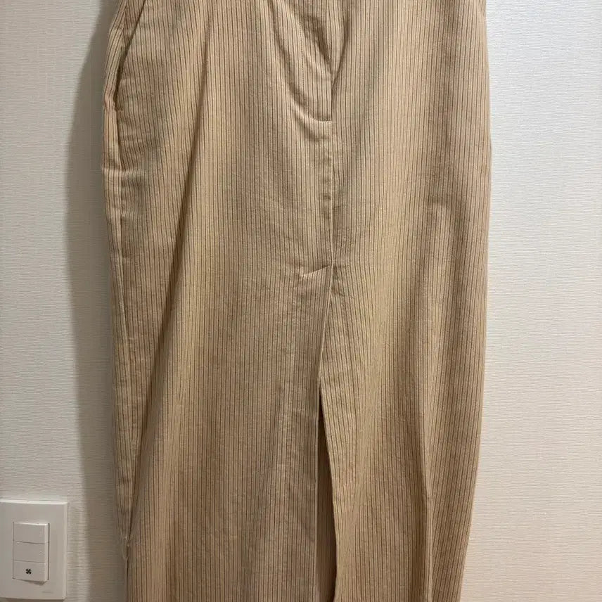 [SOLD OUT] (드라이완료) ZARA 자라 스트라이프 베이지 트임 스커트 M