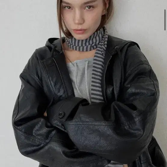 [BUNJANG] Odessey Illet Vintage Stripe Scarf Charcoal / (거의 새상품) 오데스 아일렛 빈티지 스트라이프 스카프 차콜