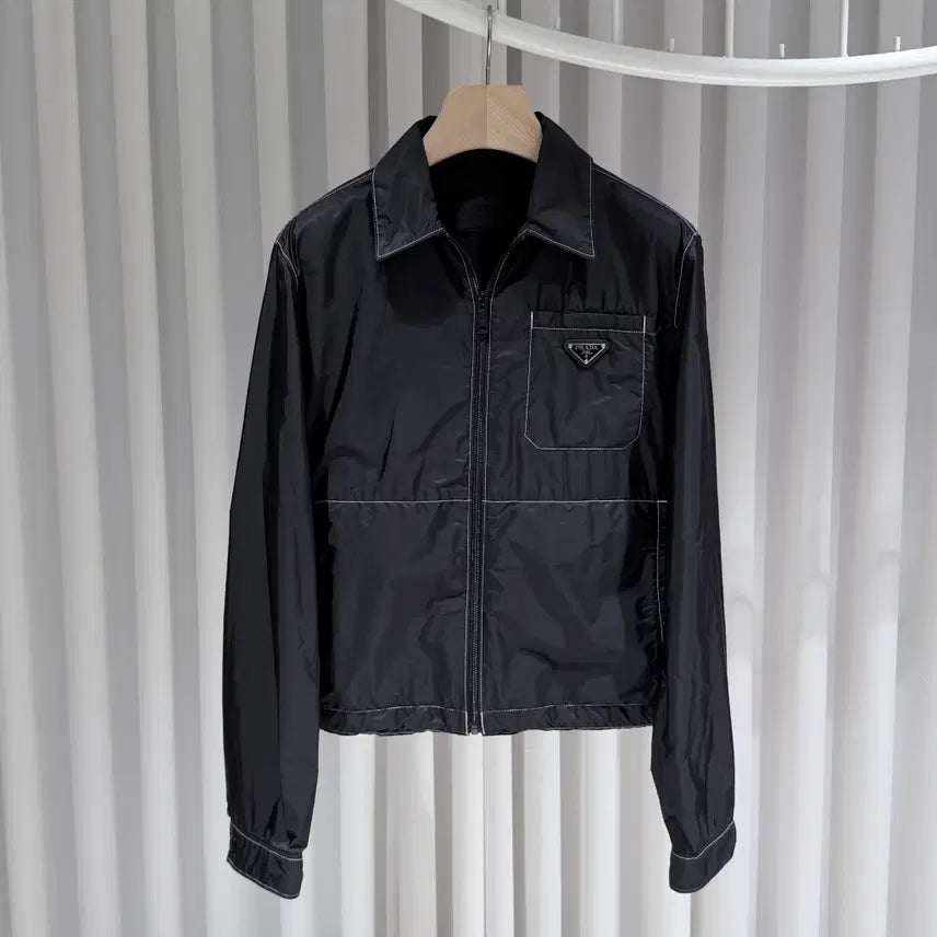 [SOLD OUT] (S+/46) / 프라다 리나일론 삼각로고 스티치 집업 셔츠 자켓 블랙