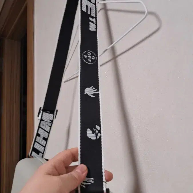 [BUNJANG] Off-White Box Shoulder Bag / 오프화이트 박스 숄더백 남녀공용