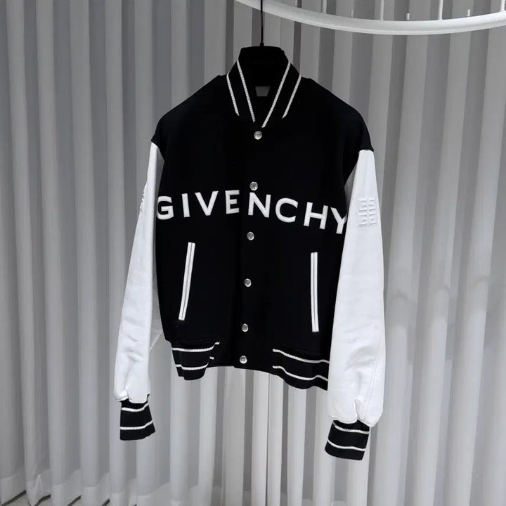 [BUNJANG] Givency College Varsity Jacket Black White / (A+/48) / 지방시 컬리지 바시티 자켓 블랙 화이트