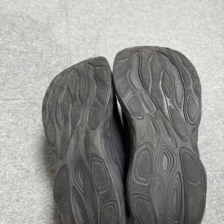 [BUNJANG] New Balance 1080 v14 Running Shoes / (285/2e)뉴발란스 1080 v14 올블랙 판매합니다