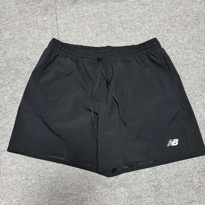 [BUNJANG] New Balance Sport Essentials 4-inch Woven Shorts / (xl)뉴발란스 스포츠에센셜 4부 우븐 쇼츠(5인치) 판매합니다