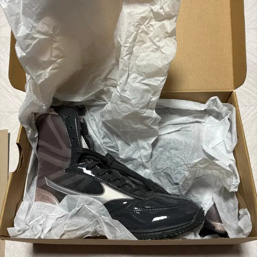 [SOLD OUT] 미즈노 웨이브 몬스터 복싱화 255