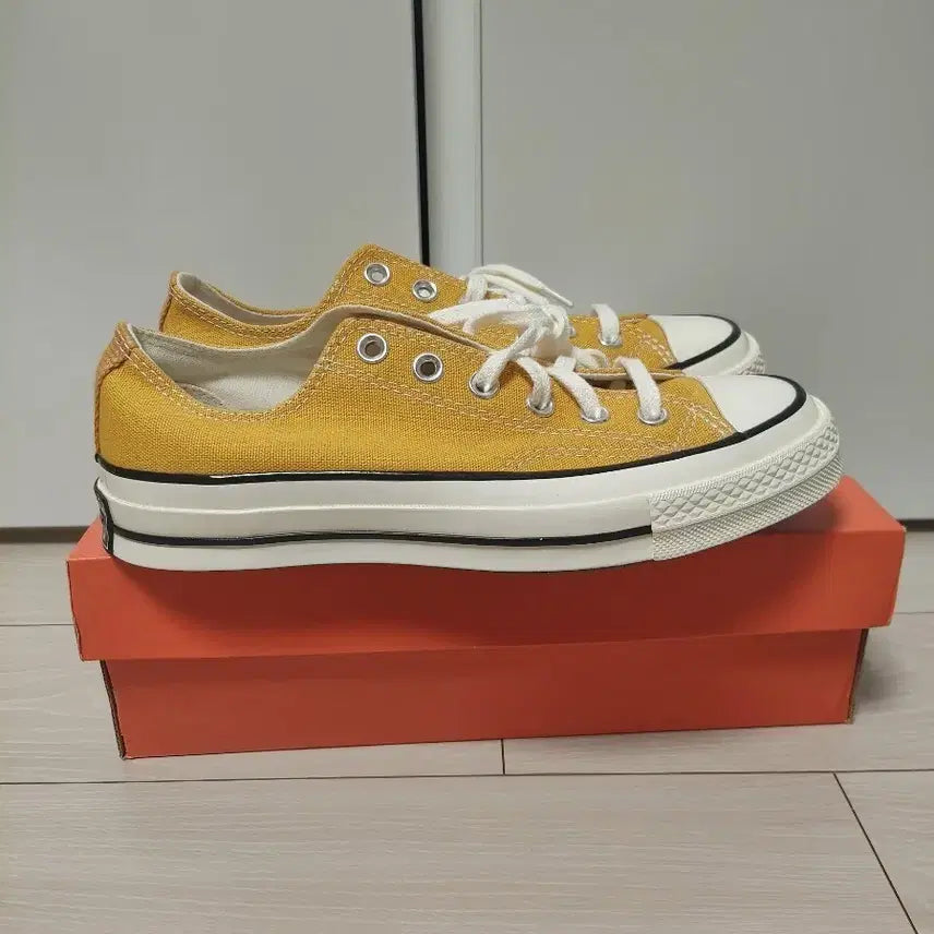 [BUNJANG] Converse Chuck 70 Low Sunflower Canvas Sneakers / 새상품 245 컨버스 로우 척70