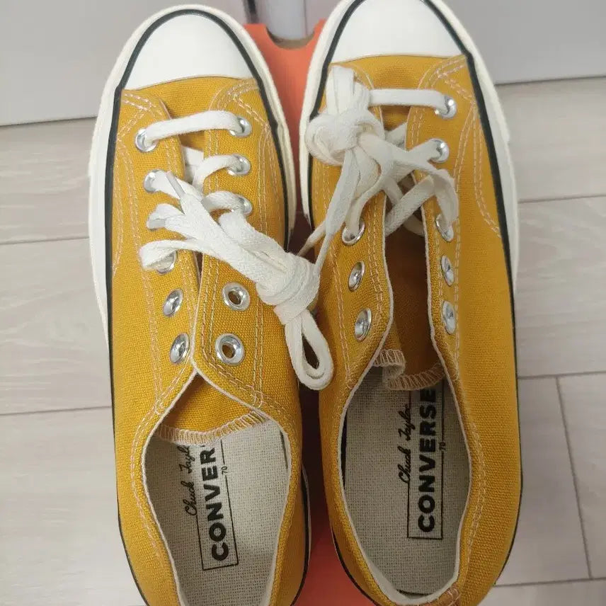 [BUNJANG] Converse Chuck 70 Low Sunflower Canvas Sneakers / 새상품 245 컨버스 로우 척70