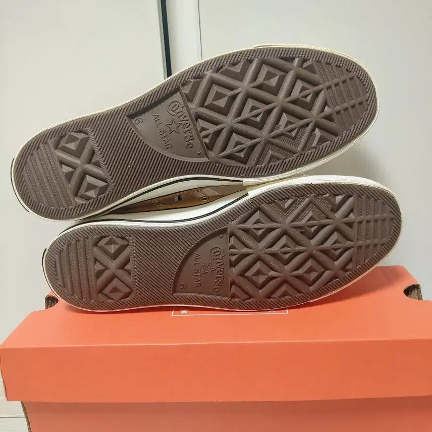 [BUNJANG] Converse Chuck 70 Low Sunflower Canvas Sneakers / 새상품 245 컨버스 로우 척70