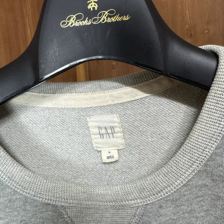 [BUNJANG] GAP Crewneck Sweatshirt Grey / 갭 크루넥 그레이 맨투맨 (105)